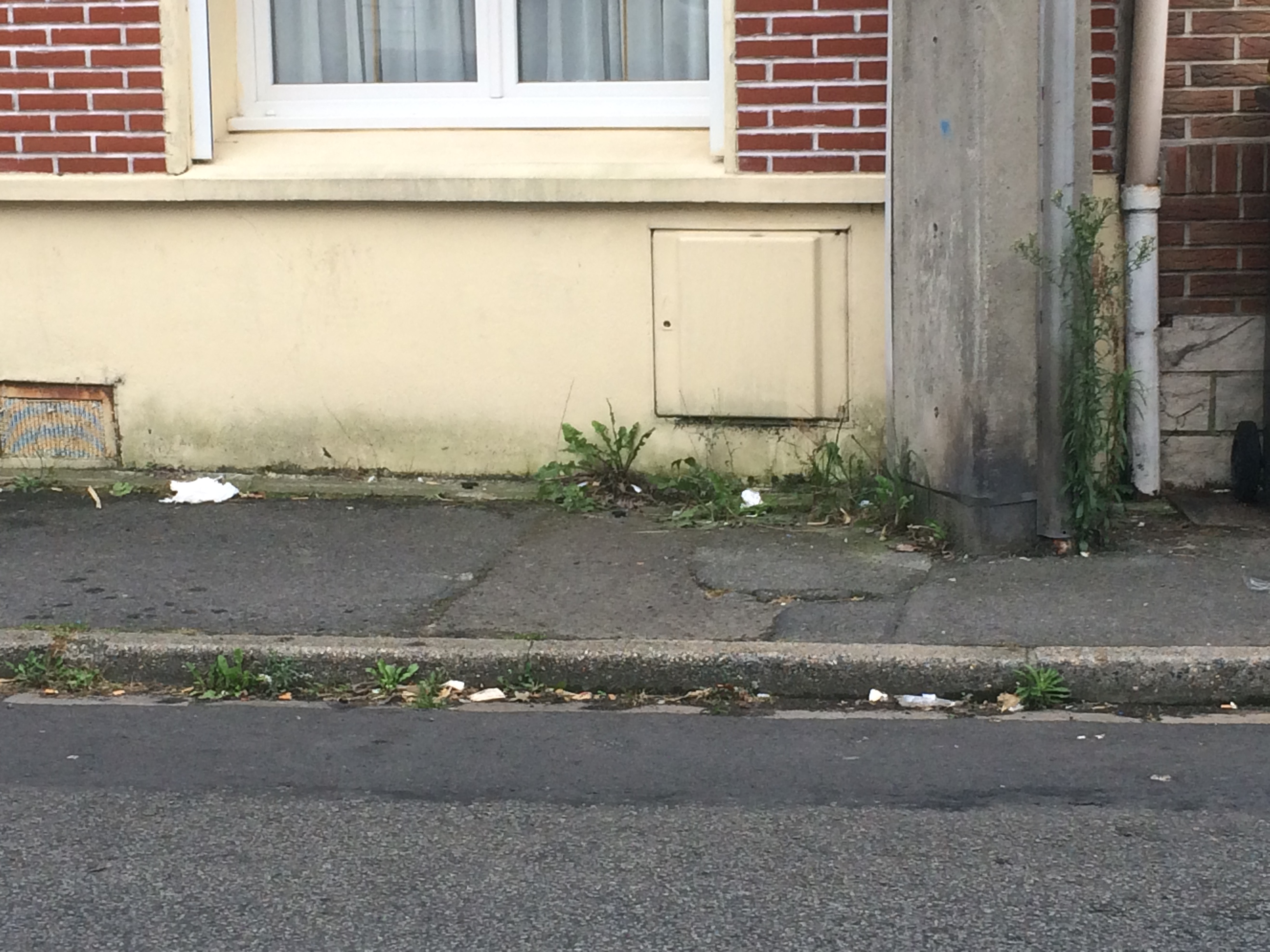 Trottoirs et caniveaux